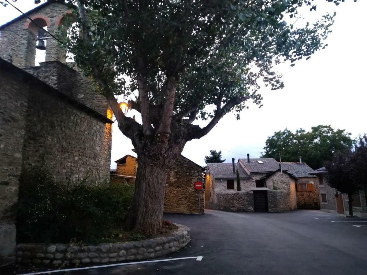 Cal Toni De Vilallobent Vilallovent Exterior foto